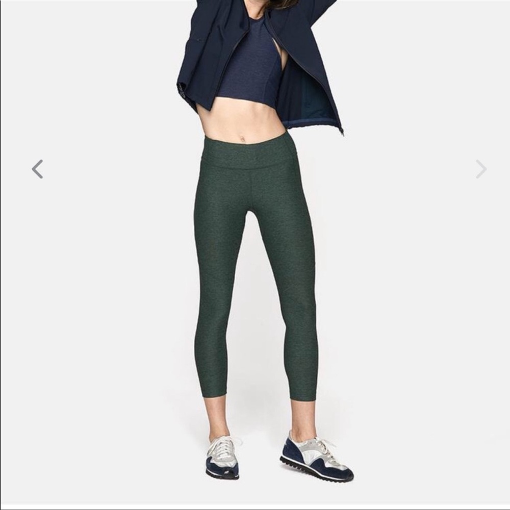 Outdoor Voices 3/4 7/8 Crop Warm Up Tights Leggings Green